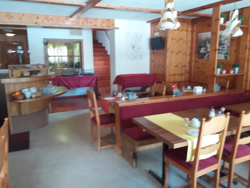 Hotel Schmitta Fiesch Exterior photo